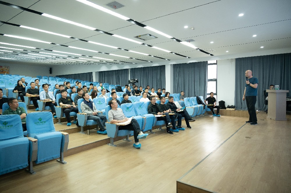 熱烈慶祝金豆子集團(tuán)2025年一季度會(huì)議圓滿落幕！